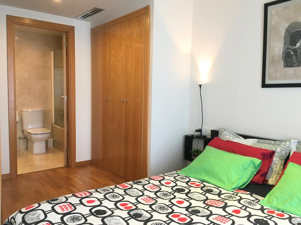Apartment Familiar Barcelona Exteriör bild